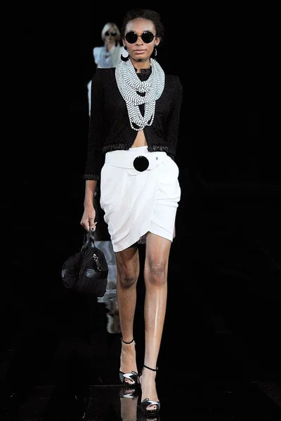 Look 24